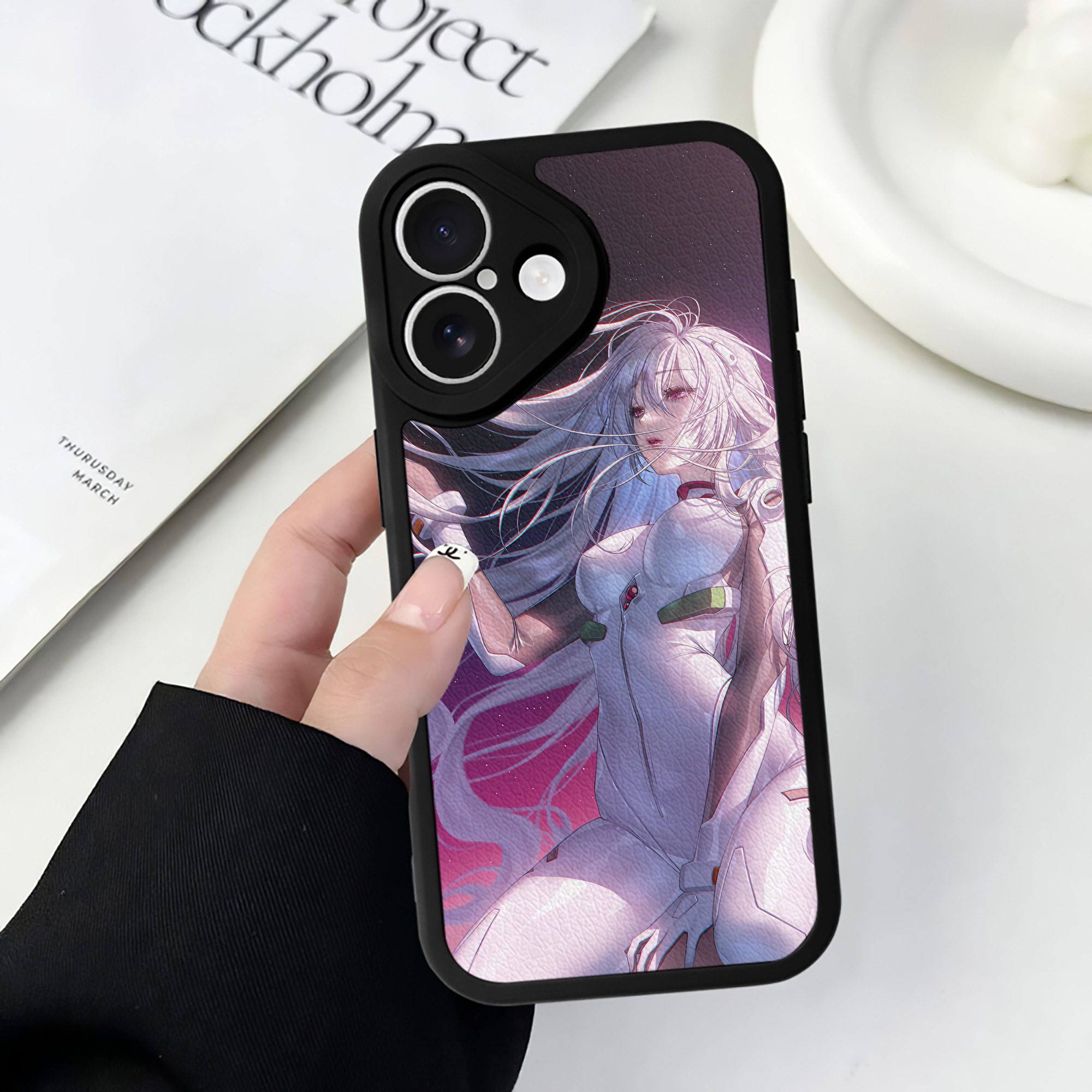（画像用） EVA 新世紀エヴァンゲリオン 【iPhone 16シリーズ対応】シリコンスマホケース（レザー調） 材質：シリコン
